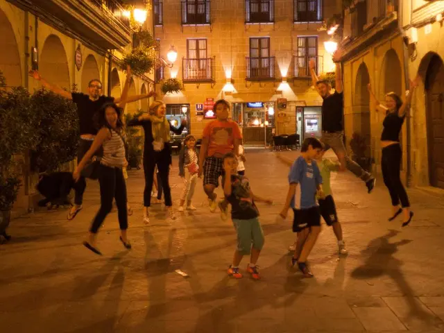 Workers Injured on Walkways: Determining Liability for Wage Losses and Health Consequences