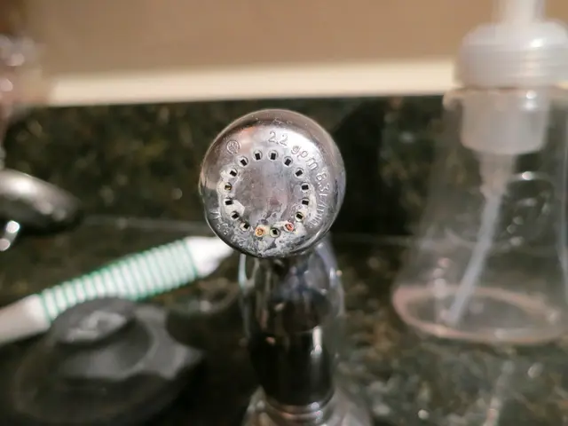 Functioning of a Peristaltic Pump: Explanation