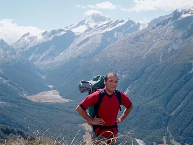 Detailed Examination of Salomon Quest 4D 3 GTX Hiking Boots