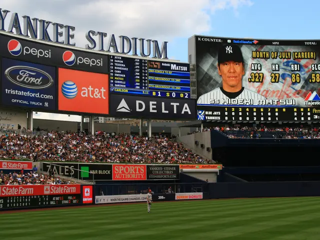 Announcer Colin Cosell emulating the path set by Mets' legends