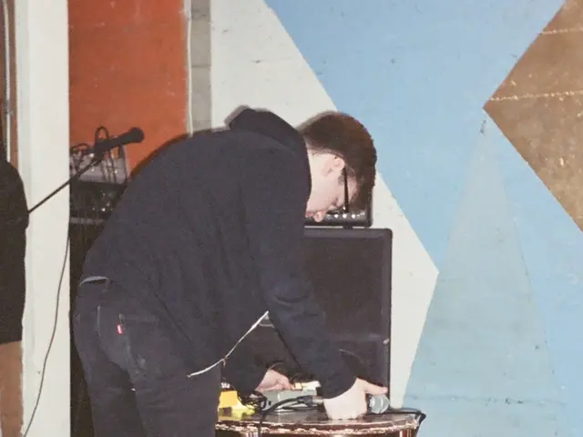 Sennheiser commends the recent FCC regulations on advancements in wireless microphone technology.