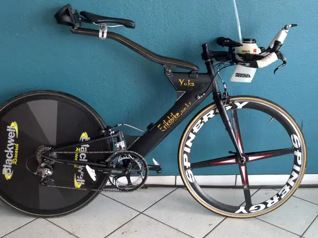 Incentives and Entertainment for Young Bicycle Riders