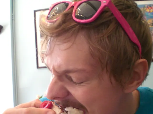 Strategies for conquer night-time cravings and instigate weight loss, according to an...