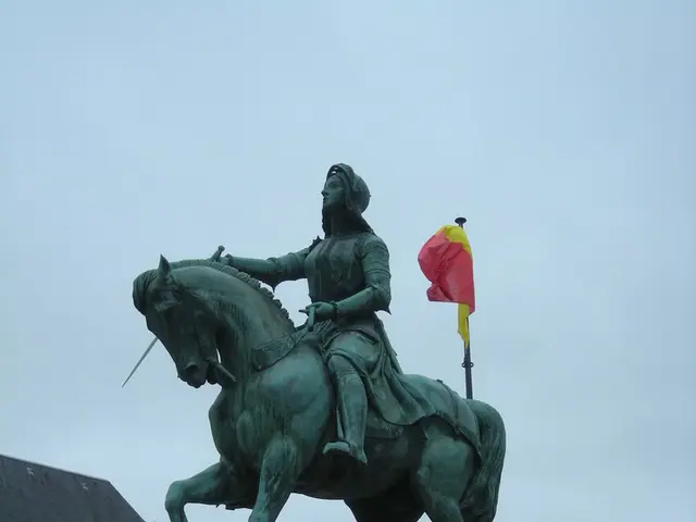 Solar Pillar Explanation: A Close-up Look at This Astronomical Happening in the Glossary of...